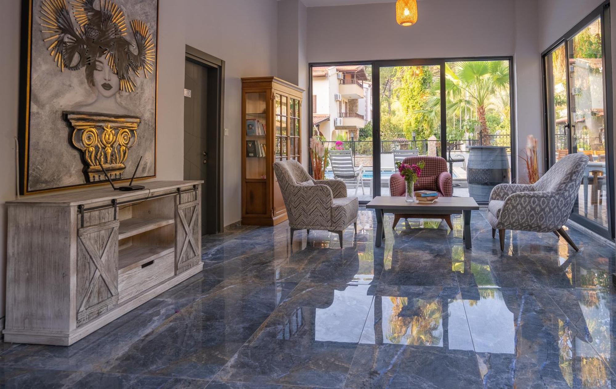 Ada Boutıque Otel *